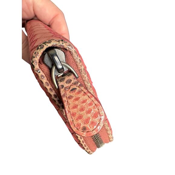 Bottega Veneta Floral Embroidered Intrecciato Leather Zip Around Wallet in Pink - Picture 4 of 16